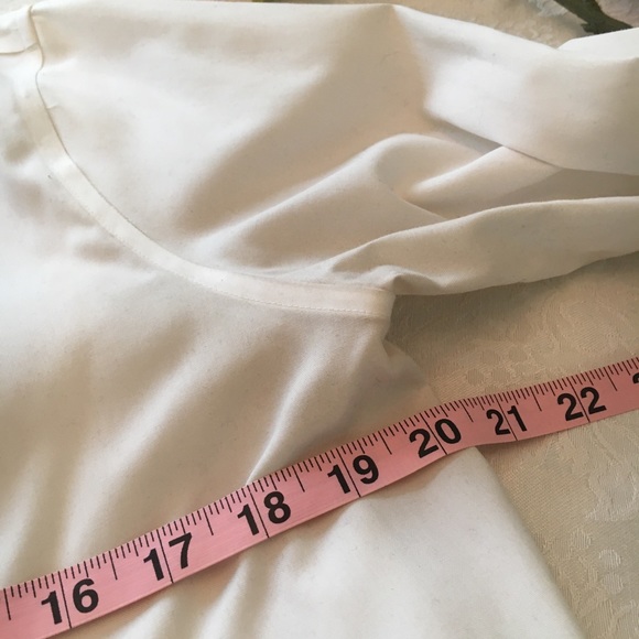 Jones New York White Blouse - Picture 4 of 4